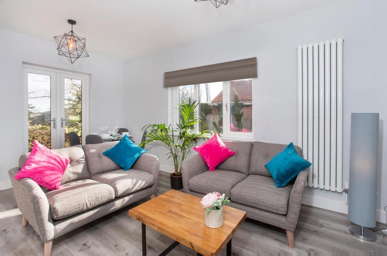 Appartement The Luxury Potting Shed With Free Parking! à York Extérieur photo