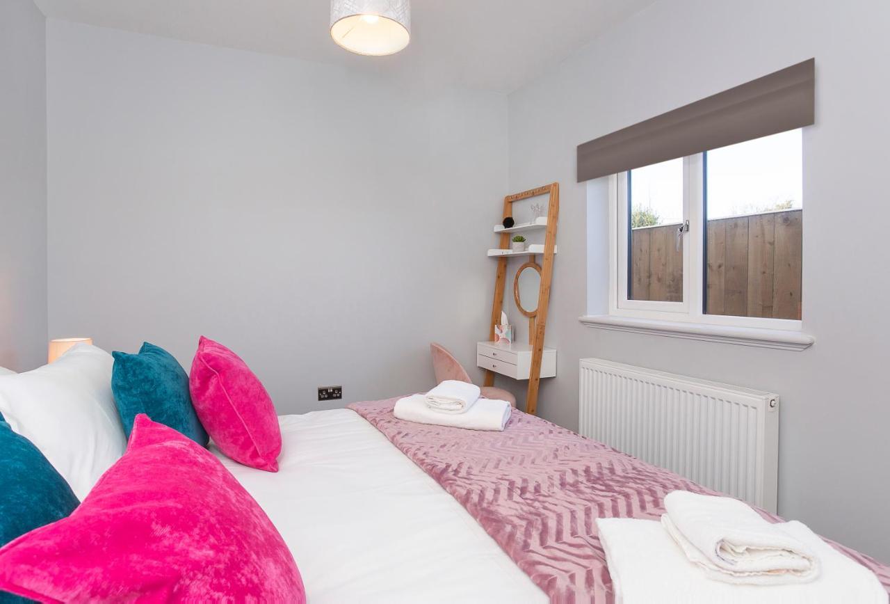 Appartement The Luxury Potting Shed With Free Parking! à York Extérieur photo