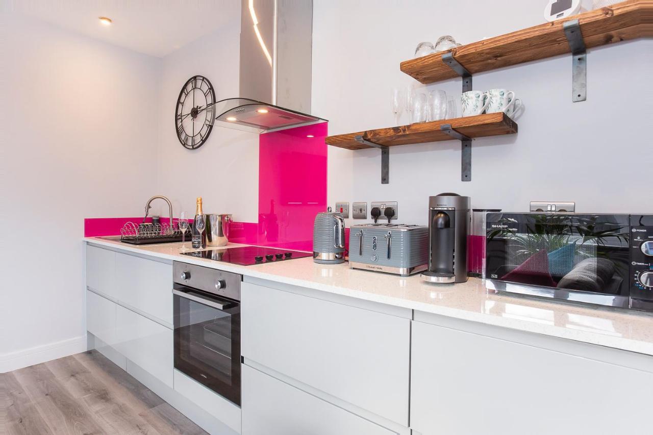 Appartement The Luxury Potting Shed With Free Parking! à York Extérieur photo