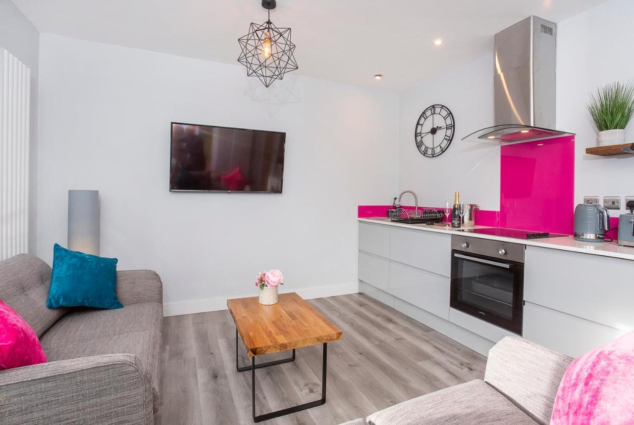Appartement The Luxury Potting Shed With Free Parking! à York Extérieur photo
